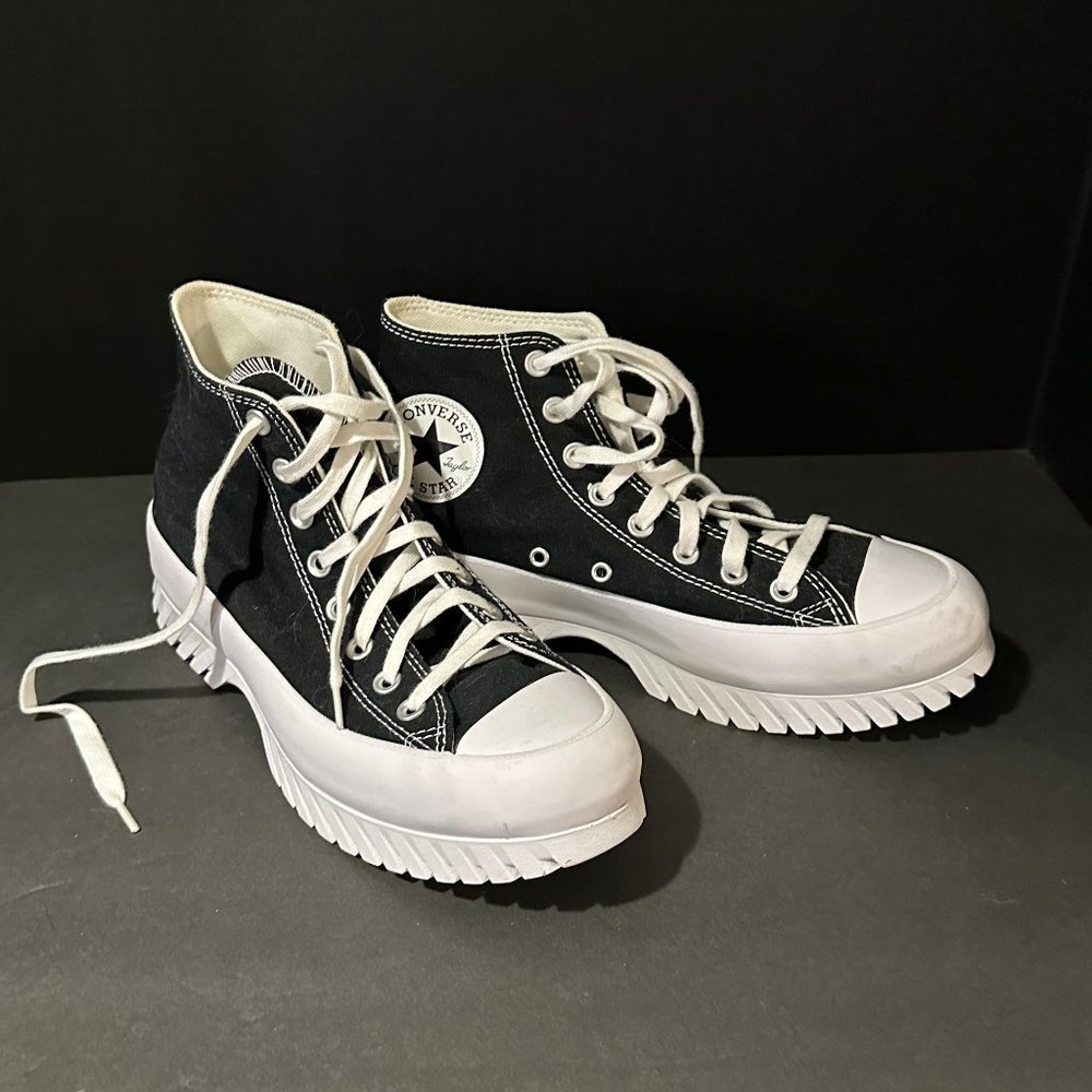 Converse Chuck Taylor All Star Lugged 2.0 Black & White High Top Shoes sz 9.5